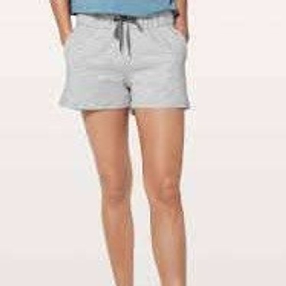 Lululemon On the Fly Shorts Grey Space Dye Athletic Drawstring Pockets Size 4